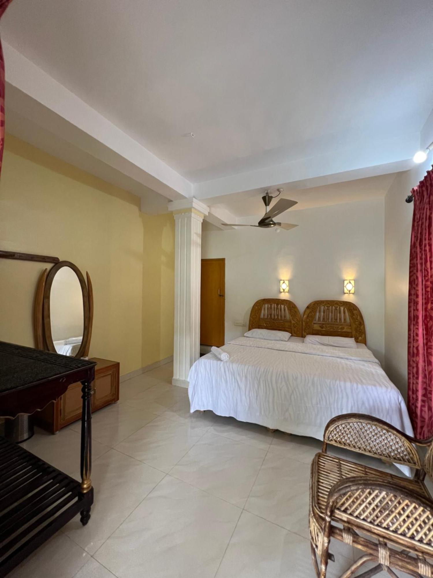 Tranquilou Homestay Thekkady Exterior photo