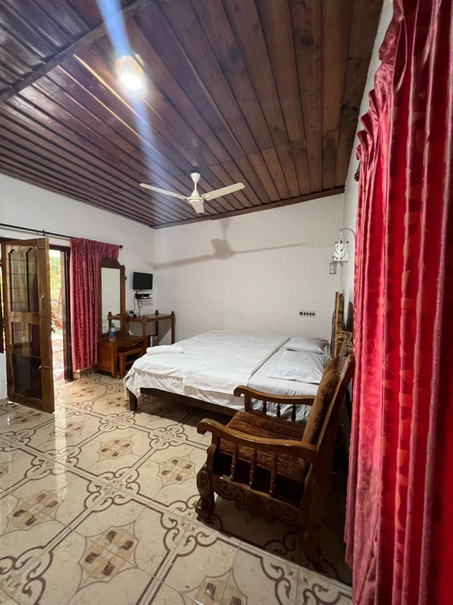 Tranquilou Homestay Thekkady Exterior photo